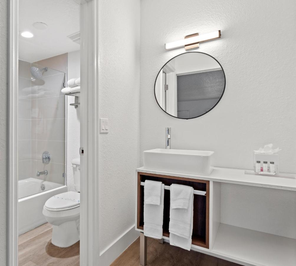 Developer & Airport Jax, A Baymont By Wyndham Hotel 3*